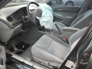1997 Honda Accord EX with VIN 1HGCD5656VA204693, listed as a Copart auction lot 76399274 with 375,061 mi miles and Salvage Title. Bid and sale history available at DreamBid. Image 7.