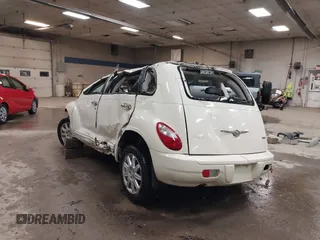 2008 Chrysler PT Cruiser Touring with VIN 3A8FY58BX8T186692, listed as a IAAI auction lot 41971978 with Not provided miles and . Bid and sale history available at DreamBid. Image 3.