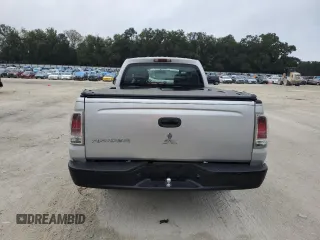 2007 Mitsubishi Raider LS z VIN 1Z7HC22K57S125180, wystawiony jako Copart lot #79241794 z przebiegiem 175 110 mil mil oraz Szkoda całkowita • Salvage title. Historia ofert i sprzedaży dostępna na DreamBid. Obrazek 6.