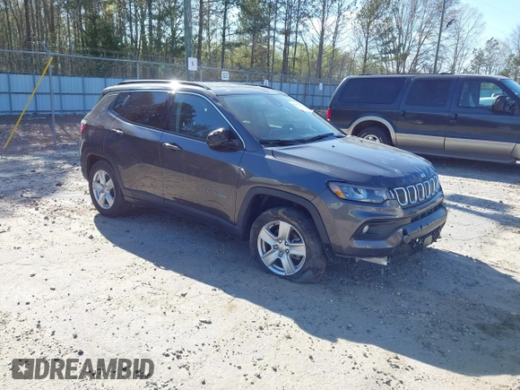 2022 Jeep Compass Latitude with VIN 3C4NJCBB0NT138781, listed as a IAAI auction lot 41897474 with 44,955 mi miles and . Bid and sale history available at carsss.com. Image 1.