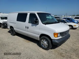 2006 Ford Econoline Cargo with VIN 1FTRE14W76DB44255, listed as a Copart auction lot 54927385 with 208,158 mi miles and Clean Title. Bid and sale history available at carsss.com. Image 4.