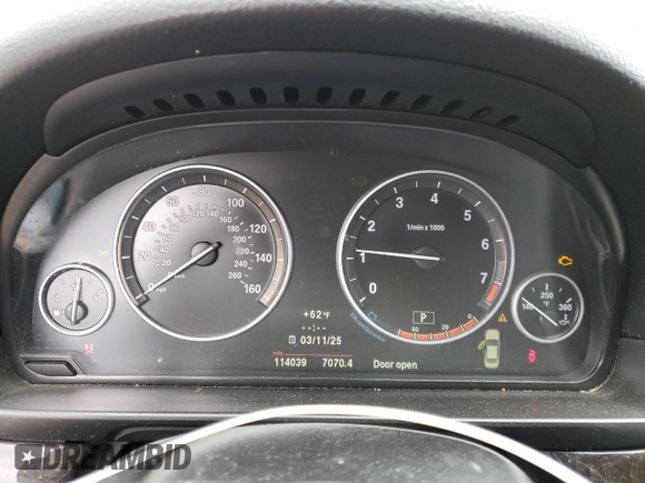 2013 BMW 5 Series 528i xDrive with VIN WBAXH5C53DDW15133, listed as a Copart auction lot 49811025 with 114,039 mi miles and Salvage Title. Bid and sale history available at carsss.com. Image 9.