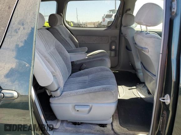 2000 Toyota Sienna LE with VIN 4T3ZF13C5YU250522, listed as a Copart auction lot 80117884 with 155,009 mi miles and Salvage Title. Bid and sale history available at carsss.com. Image 11.
