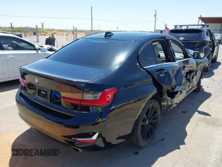 2020 BMW 3 Series 330i с VIN 3MW5R1J0XL8B20976, выставлен на аукционе IAAI как лот 42126378 с пробегом 69 852 миль миль и . История ставок и продаж доступна на DreamBid. Изображение 4.