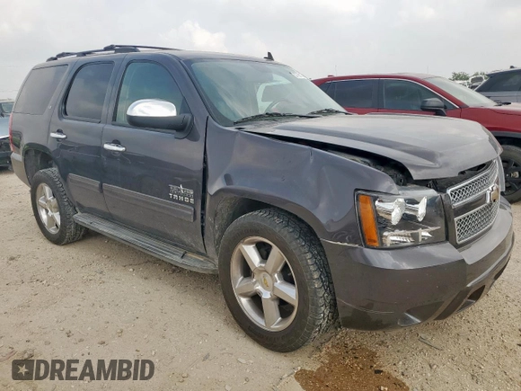 2011 Chevrolet Tahoe LT z VIN 1GNSCBE05BR155119, wystawiony jako Copart lot #57783155 z przebiegiem 142 297 mil mil oraz Szkoda całkowita • Salvage title. Historia ofert i sprzedaży dostępna na DreamBid. Obrazek 4.
