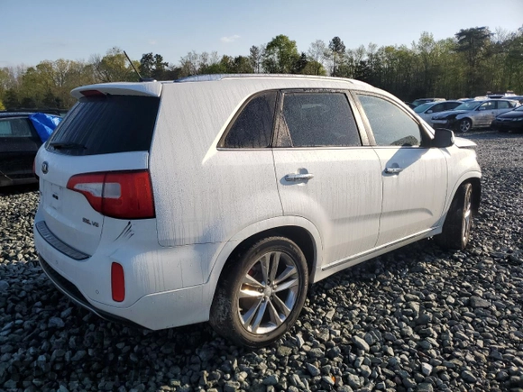 2015 Kia Sorento SX Limited with VIN 5XYKW4A76FG638914, listed as a Copart auction lot 52347335 with 107,387 mi miles and Salvage Title. Bid and sale history available at carsss.com. Image 3.
