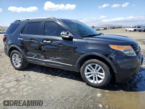 2013 Ford Explorer XLT z VIN 1FM5K7D97DGA34348, wystawiony jako Copart lot #56714925 z przebiegiem 105 055 mil mil oraz Szkoda całkowita • Salvage title. Historia ofert i sprzedaży dostępna na DreamBid. Obrazek 4.