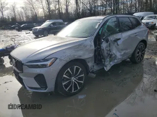 2023 Volvo XC60 Ultimate Dark Theme с VIN YV4062RX5P1311855, выставлен на аукционе Copart как лот 45144955 с пробегом 22 624 миль миль и Списание • Salvage title. История ставок и продаж доступна на DreamBid. Изображение 1.