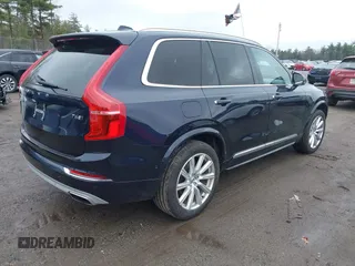 2016 Volvo XC90 T6 Inscription with VIN YV4A22PLXG1055034, listed as a IAAI auction lot 41937423 with 125,765 mi miles. Bid and sale history available at carsss.com. Image 4.