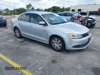 2012 Volkswagen Jetta SE with VIN 3VWDP7AJ1CM123480, listed as a IAAI auction lot 42765785 with 175,548 mi miles and . Bid and sale history available at DreamBid. Image 1.