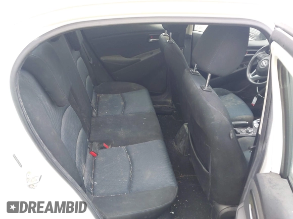2016 Scion iA z VIN 3MYDLBZV6GY138680, wystawiony jako IAAI lot #42240425 z przebiegiem 100 191 mil mil oraz . Historia ofert i sprzedaży dostępna na DreamBid. Obrazek 8.