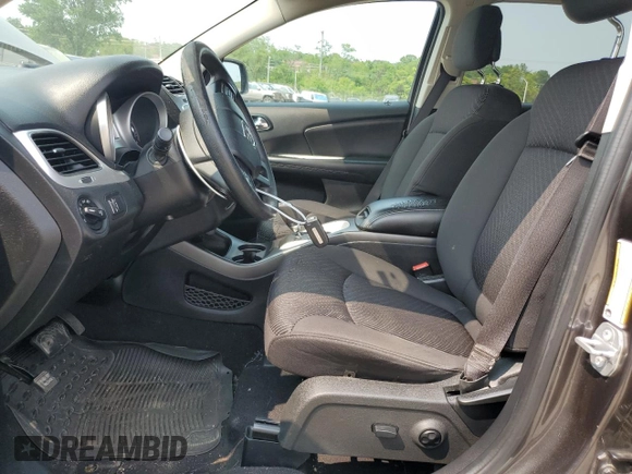 2017 Dodge Journey SXT z VIN 3C4PDCBG4HT531862, wystawiony jako Copart lot #59495495 z przebiegiem 187 780 mil mil oraz Szkoda całkowita • Salvage title. Historia ofert i sprzedaży dostępna na DreamBid. Obrazek 7.