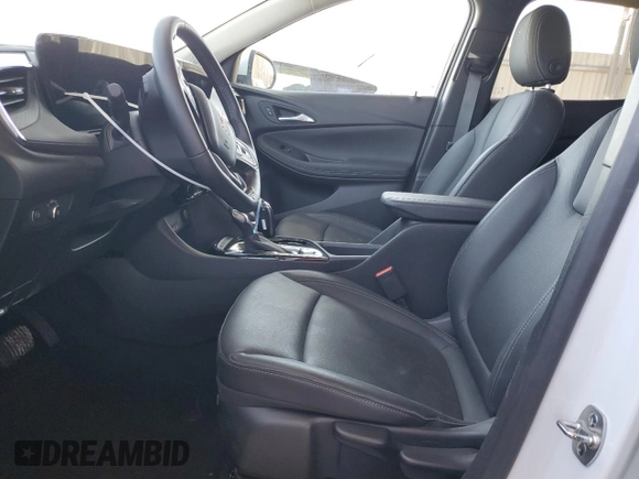 2024 Buick Encore GX Sport Touring z VIN KL4AMESL6RB189875, wystawiony jako Copart lot #75873724 z przebiegiem 16 540 mil mil oraz Czysty tytuł • Clean title. Historia ofert i sprzedaży dostępna na DreamBid. Obrazek 7.
