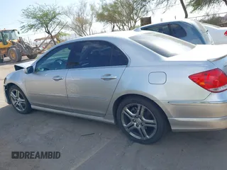 2006 Acura RL with VIN JH4KB16576C007898, listed as a IAAI auction lot 42690972 with 184,655 mi miles and . Bid and sale history available at DreamBid. Image 14.