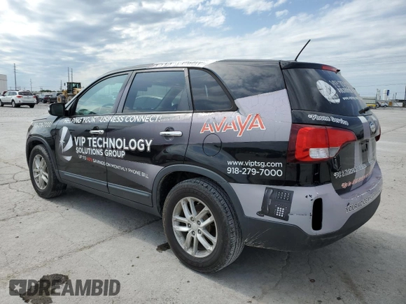 2014 Kia Sorento LX z VIN 5XYKT3A61EG537739, wystawiony jako Copart lot #58346245 z przebiegiem 208 580 mil mil oraz Czysty tytuł • Clean title. Historia ofert i sprzedaży dostępna na DreamBid. Obrazek 2.