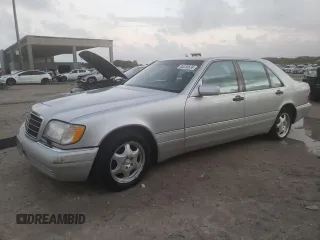 1999 Mercedes-Benz S-Class with VIN WDBGA33G0XA431270, listed as a Copart auction lot 85230524 with 203,242 mi miles and Clean Title. Bid and sale history available at carsss.com. Image 1.