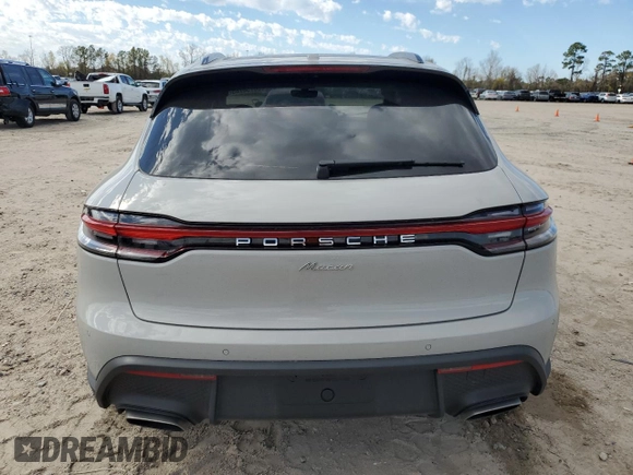 2025 Porsche Macan z VIN WP1AA2A50SLB05161, wystawiony jako Copart lot #88736785 z przebiegiem 529 mil mil oraz Szkoda całkowita • Salvage title. Historia ofert i sprzedaży dostępna na DreamBid. Obrazek 6.