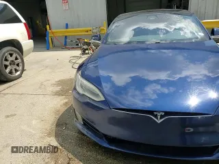 2017 Tesla Model S 60 с VIN 5YJSA1E14HF185924, выставлен на аукционе Copart как лот 57101065 с пробегом 68 268 миль миль и На запчасти • Non repairable. История ставок и продаж доступна на DreamBid. Изображение 14.