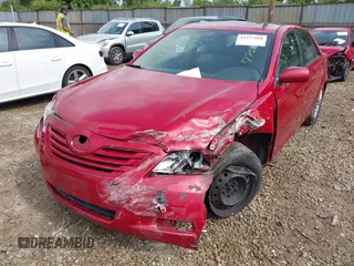 2007 Toyota Camry CE z VIN 4T1BE46K17U047708, wystawiony jako IAAI lot #42377168 z przebiegiem 177 695 mil mil oraz . Historia ofert i sprzedaży dostępna na DreamBid. Obrazek 6.