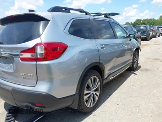 2022 Subaru Ascent Touring with VIN 4S4WMARD7N3445587, listed as a IAAI auction lot 42733923 with 60,896 mi miles and . Bid and sale history available at DreamBid. Image 4.