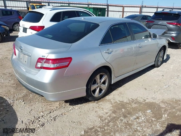 2011 Toyota Camry LE with VIN 4T1BF3EK3BU742628, listed as a IAAI auction lot 41724697 with 193,726 mi miles. Bid and sale history available at carsss.com. Image 4.