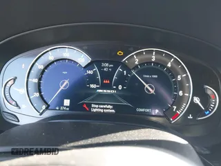 2019 BMW 5 Series M550i xDrive with VIN WBAJB9C51KB288416, listed as a IAAI auction lot 41265378 with 52,529 mi miles and . Bid and sale history available at DreamBid. Image 7.