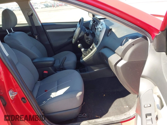 2009 Toyota Matrix S with VIN 2T1KE40E69C002044, listed as a IAAI auction lot 41919248 with 55,255 mi miles. Bid and sale history available at carsss.com. Image 5.