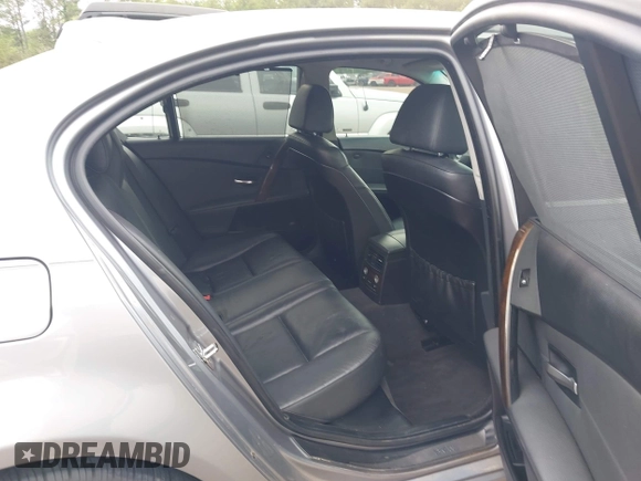 2007 BMW 5 Series with VIN WBANF33567CS38714, listed as a IAAI auction lot 42069445 with 208,449 mi miles and . Bid and sale history available at DreamBid. Image 8.