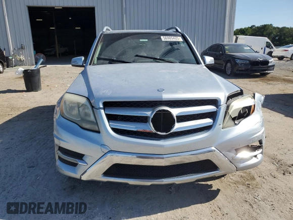 2013 Mercedes-Benz GLK 350 with VIN WDCGG5HB3DF975831, listed as a Copart auction lot 56905425 with 242,230 mi miles and Clean Title. Bid and sale history available at DreamBid. Image 5.