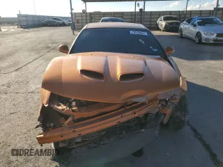 2006 Pontiac GTO with VIN 6G2VX12U26L832381, listed as a Copart auction lot 79539604 with 116,157 mi miles and Salvage Title. Bid and sale history available at carsss.com. Image 5.