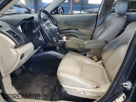 2007 Mitsubishi Outlander XLS with VIN JA4MT41X87Z019052, listed as a Copart auction lot 87622545 with 194,753 mi miles and Salvage Title. Bid and sale history available at carsss.com. Image 7.