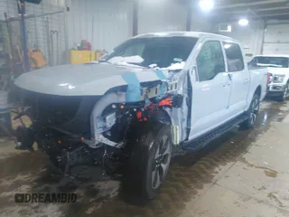 2023 Ford F-150 Lightning Pro с VIN 1FT6W1EV6PWG14545, выставлен на аукционе IAAI как лот 42065698 с пробегом 18 882 миль миль и . История ставок и продаж доступна на DreamBid. Изображение 19.