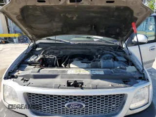 2001 Ford F-150 XLT with VIN 1FTRW07L81KE41788, listed as a Copart auction lot 52493695 with Not provided miles and Salvage title. Bid and sale history available at DreamBid. Image 11.
