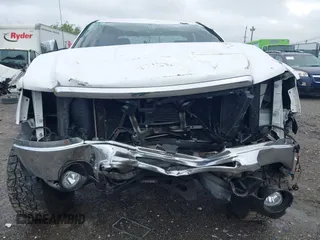 2010 GMC Sierra 1500 SLT z VIN 3GTRKWE35AG157530, wystawiony jako IAAI lot #42200182 z przebiegiem Nie podano mil oraz . Historia ofert i sprzedaży dostępna na DreamBid. Obrazek 6.