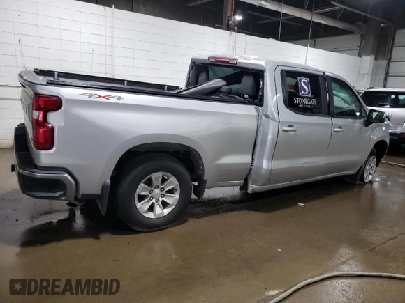 2022 Chevrolet Silverado 1500 LT with VIN 1GCPDDEK4NZ514215, listed as a Copart auction lot 68110484 with Not Provided miles and Salvage Title. Bid and sale history available at DreamBid. Image 3.