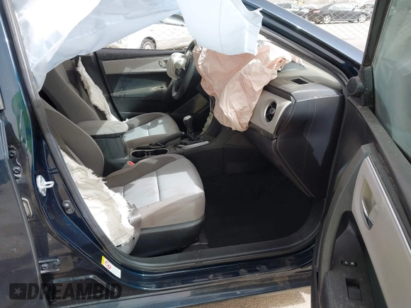 2018 Toyota Corolla L z VIN 5YFBURHE6JP840504, wystawiony jako IAAI lot #41790115 z przebiegiem 83 026 mil mil oraz . Historia ofert i sprzedaży dostępna na DreamBid. Obrazek 5.
