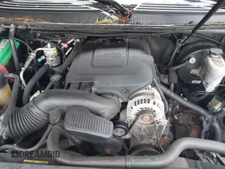 2008 Chevrolet Tahoe 3LT z VIN 1GNFK13088R157201, wystawiony jako IAAI lot #42328632 z przebiegiem 217 173 mil mil oraz . Historia ofert i sprzedaży dostępna na DreamBid. Obrazek 10.