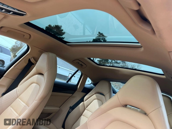 2020 Porsche Panamera 4 E-Hybrid z VIN WP0AE2A7XLL130979, wystawiony jako Copart lot #49586665 z przebiegiem 109 691 mil mil oraz Czysty tytuł • Clean title. Historia ofert i sprzedaży dostępna na DreamBid. Obrazek 9.