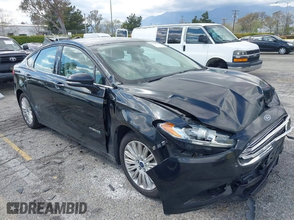 2015 Ford Fusion SE Hybrid with VIN 3FA6P0LU7FR199065, listed as a IAAI auction lot 41944181 with 197,020 mi miles. Bid and sale history available at carsss.com. Image 1.