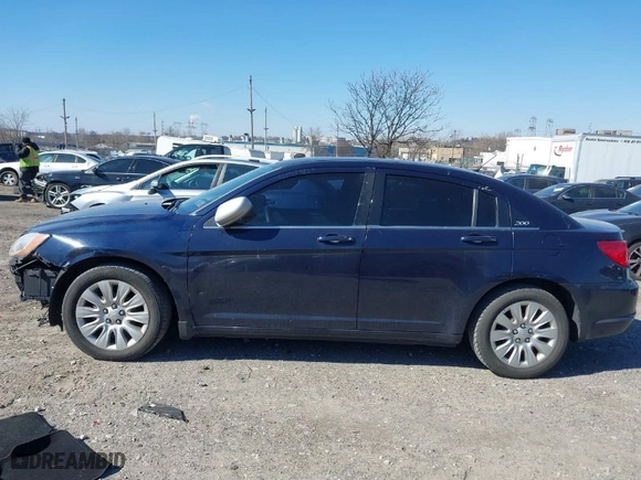 2014 Chrysler 200 LX with VIN 1C3CCBAB0EN170521, listed as a IAAI auction lot 41703266 with NaN miles. Bid and sale history available at carsss.com. Image 14.