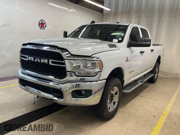 2019 Ram 2500 Tradesman with VIN 3C6UR5CL6KG598109, listed as a IAAI auction lot 42792700 with 167,668 mi miles and . Bid and sale history available at DreamBid. Image 31.