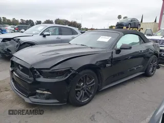 2015 Ford Mustang GT Premium z VIN 1FATP8FF8F5327105, wystawiony jako IAAI lot #42193645 z przebiegiem 105 347 mil mil oraz . Historia ofert i sprzedaży dostępna na DreamBid. Obrazek 15.
