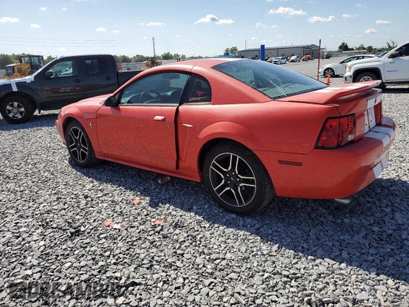 2000 Ford Mustang with VIN 1FAFP4045YF162222, listed as a Copart auction lot 52357355 with 216,251 mi miles and Salvage Title. Bid and sale history available at carsss.com. Image 2.