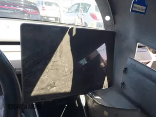 2018 Tesla Model 3 Long Range Battery with VIN 5YJ3E1EA3JF057527, listed as a IAAI auction lot 42072126 with 1 mi miles. Bid and sale history available at carsss.com. Image 17.