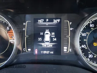 2019 Jeep Cherokee Latitude Plus with VIN 1C4PJLLB1KD201847, listed as a IAAI auction lot 41814463 with 115,927 mi miles. Bid and sale history available at carsss.com. Image 7.