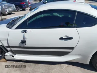 2024 Toyota GR86 TRUENO Edition with VIN JF1ZNBM19R8750279, listed as a IAAI auction lot 41468207 with 15,440 mi miles. Bid and sale history available at carsss.com. Image 14.