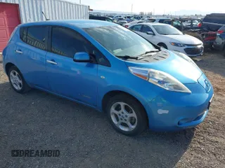 2011 Nissan LEAF SL-e with VIN JN1AZ0CP8BT005373, listed as a IAAI auction lot 41892292 with 98,245 mi miles. Bid and sale history available at carsss.com. Image 1.