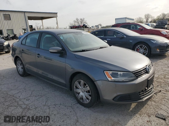 2011 Volkswagen Jetta SE z VIN 3VWDZ7AJ8BM369256, wystawiony jako Copart lot #51139015 z przebiegiem 250 634 mil mil oraz Szkoda całkowita • Salvage title. Historia ofert i sprzedaży dostępna na DreamBid. Obrazek 4.