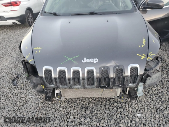 2017 Jeep Cherokee Latitude with VIN 1C4PJMCS2HW637562, listed as a Copart auction lot 88720035 with 88,406 mi miles and Salvage Title. Bid and sale history available at DreamBid. Image 11.
