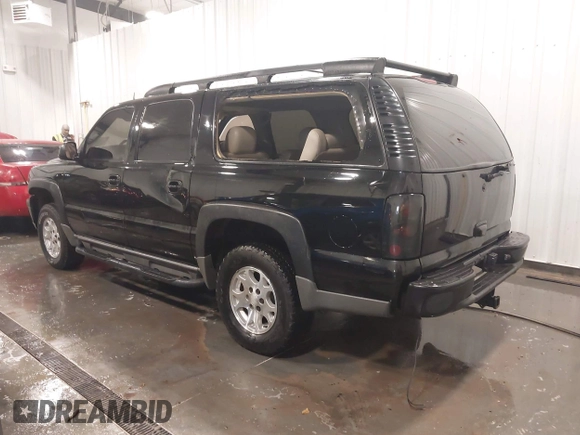2003 Chevrolet Suburban Z71 with VIN 3GNFK16Z33G275630, listed as a IAAI auction lot 41937310 with 224,207 mi miles. Bid and sale history available at carsss.com. Image 3.
